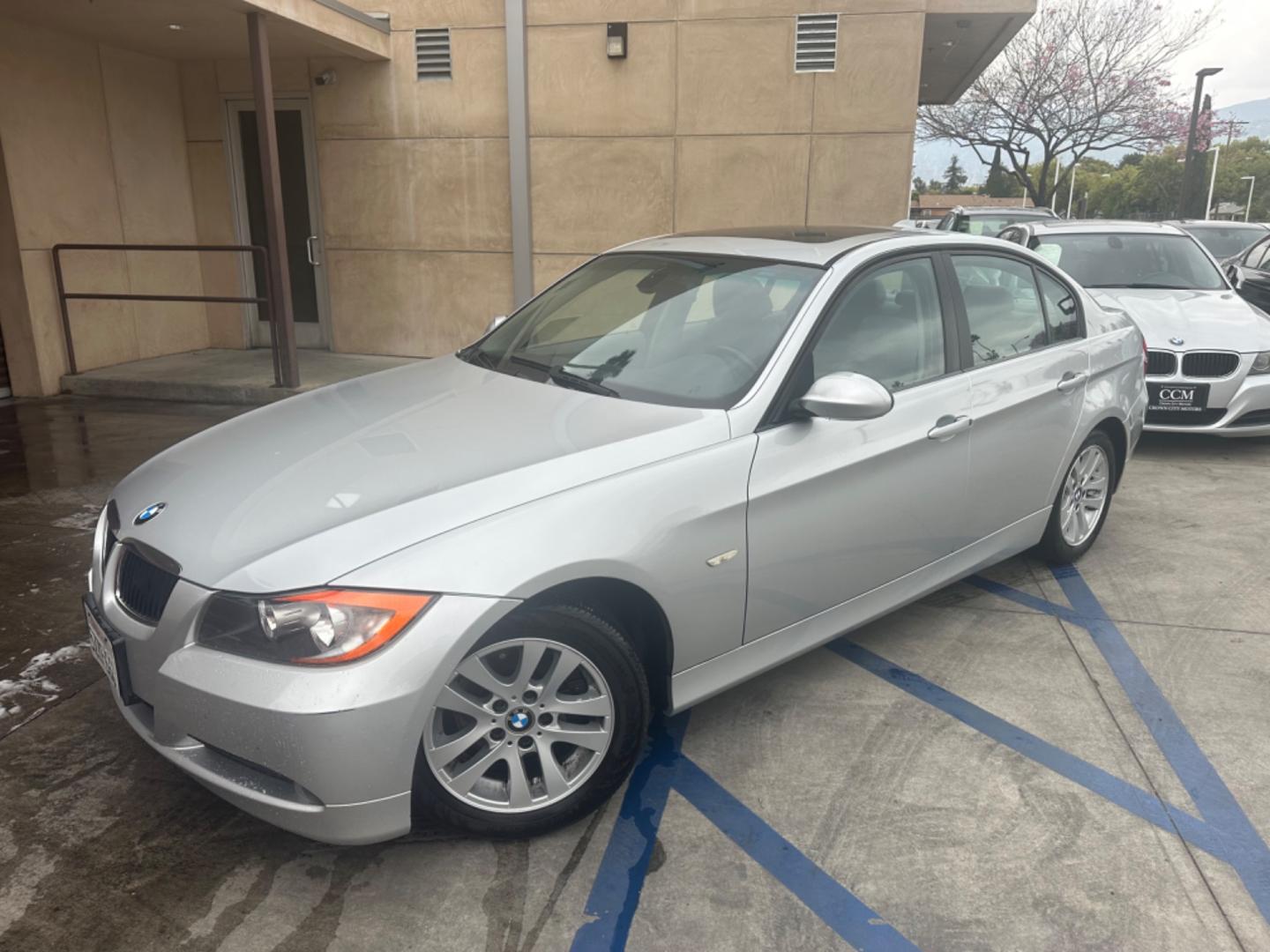 2007 Silver Metallic /Gray BMW 3-Series Leather (WBAVC53597F) with an 6 cylinder engine, Automatic transmission, located at 30 S. Berkeley Avenue, Pasadena, CA, 91107, (626) 248-7567, 34.145447, -118.109398 - "Discover Unmatched Value: 2007 BMW 328i at Our Pasadena Dealership" Are you in the market for a pre-owned vehicle that blends luxury, performance, and affordability seamlessly? Look no further than our esteemed dealership in Pasadena, CA, where we present to you the exquisite 2007 BMW 328i. With - Photo#0